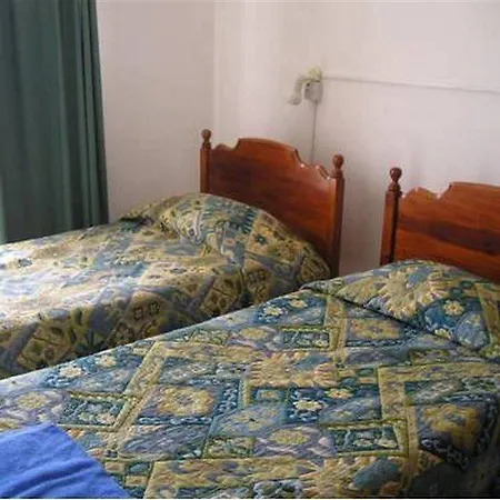 Aparthotel Pavlinia &